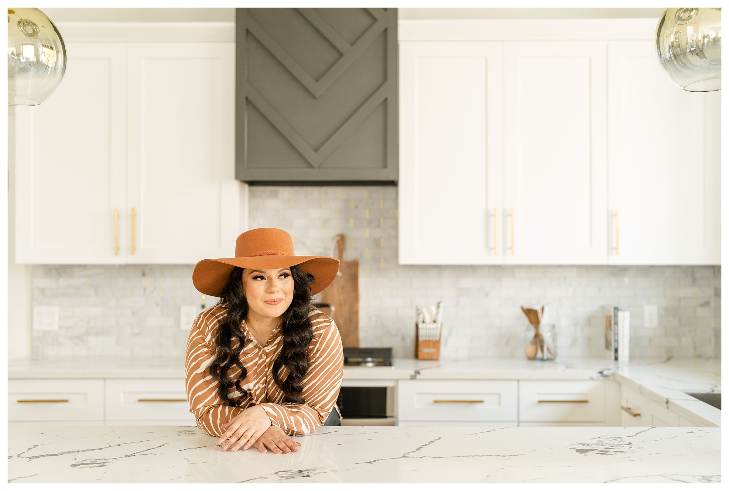 Branding and headshot session in home kitchen in Houston, Texas by Mary Beth Photography